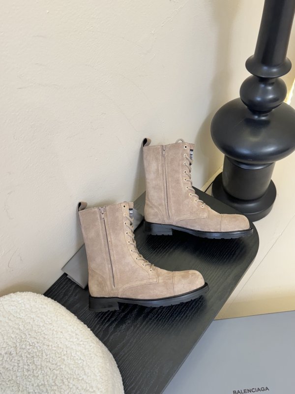 Ботинки женские фото 6