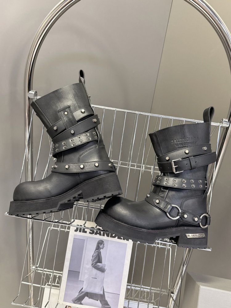 Ботинки женские фото 6