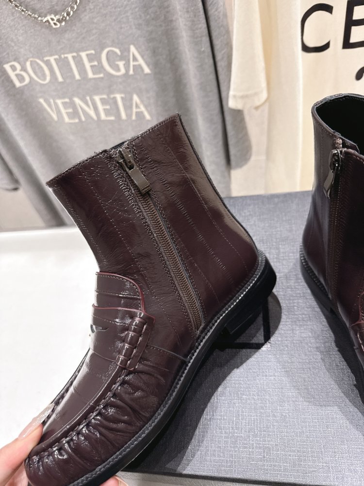 Ботинки женские фото 6