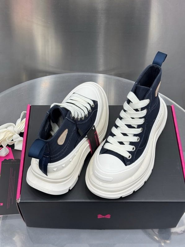 Ботинки женские фото 6