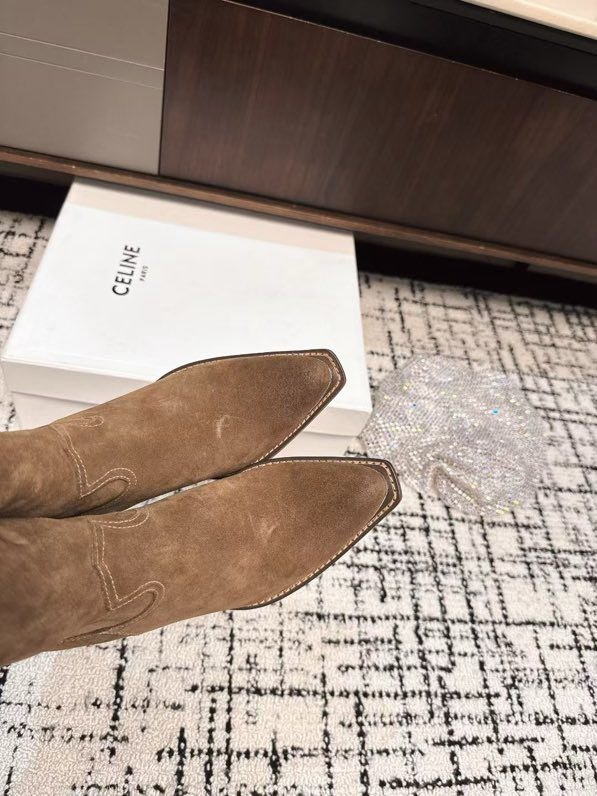 Ботинки женские фото 7