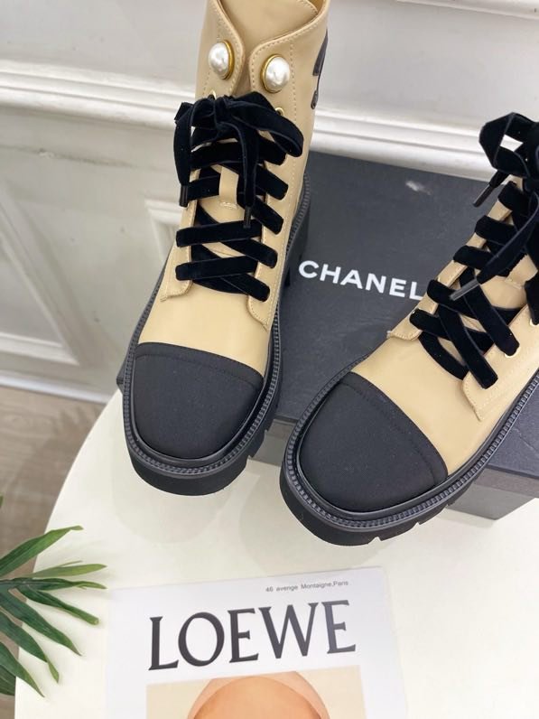 Ботинки женские фото 7