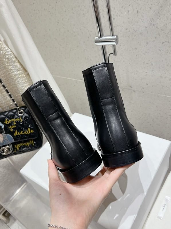 Ботинки женские фото 7