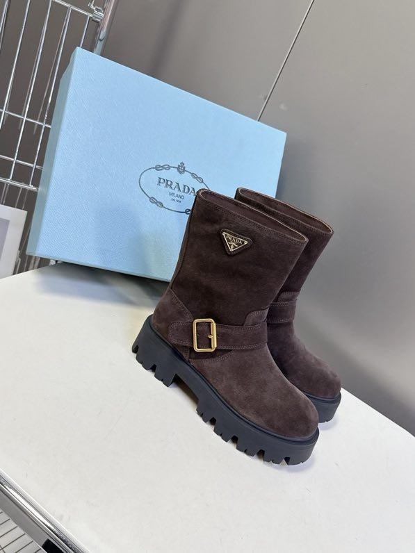 Ботинки женские фото 7