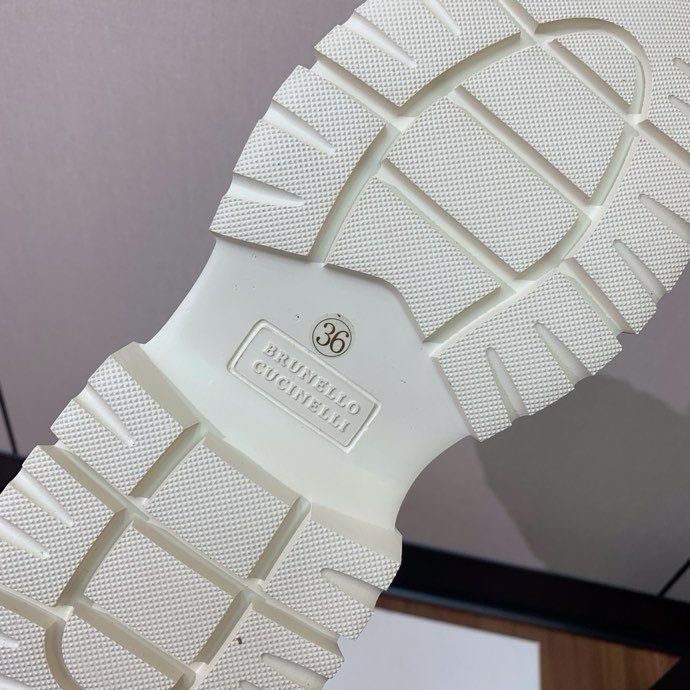 Ботинки женские фото 7