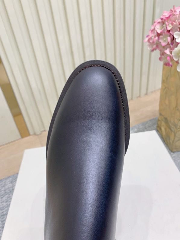 Ботинки женские фото 7