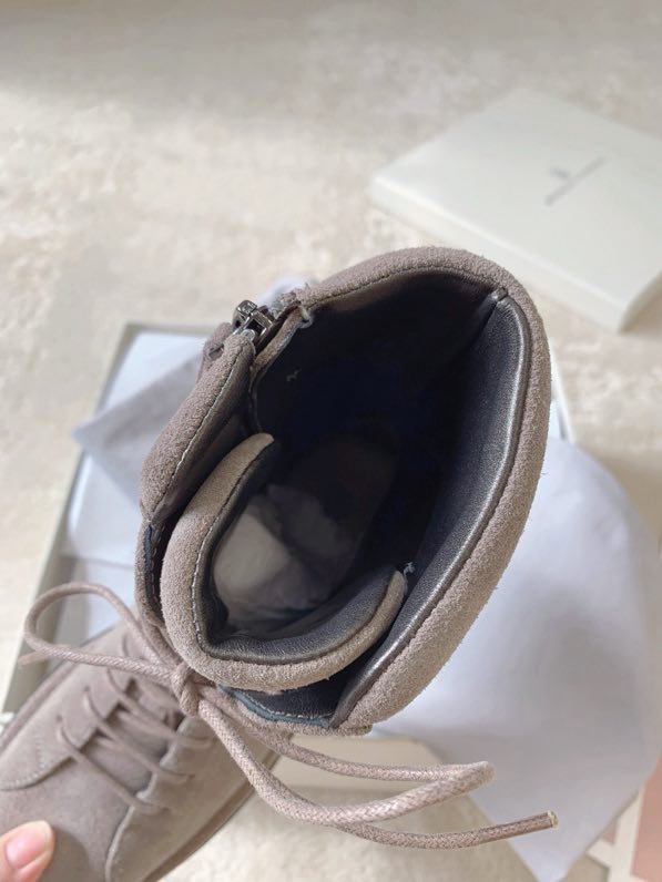 Ботинки женские фото 7