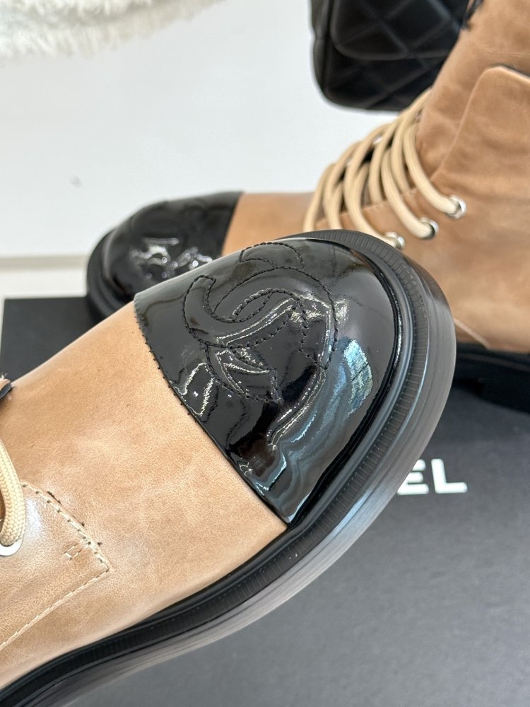 Ботинки женские фото 7