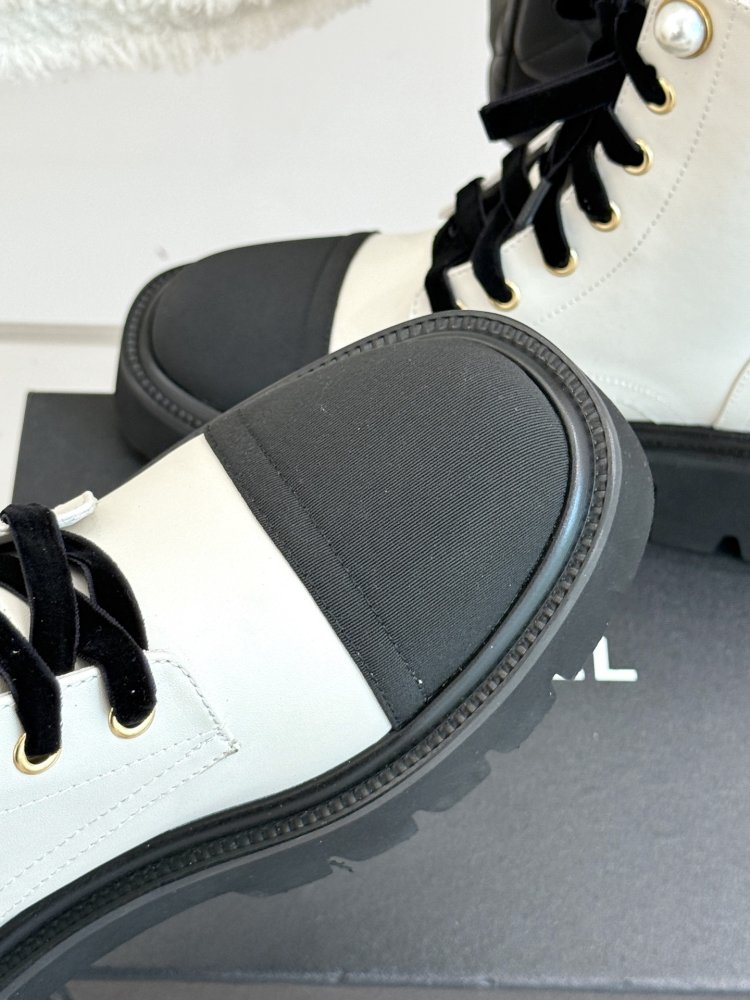 Ботинки женские фото 7