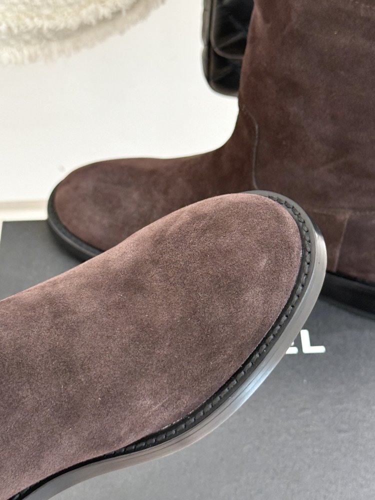 Ботинки женские фото 7