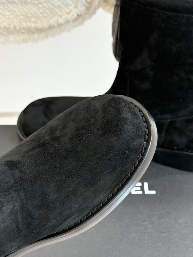 Ботинки женские фото 7