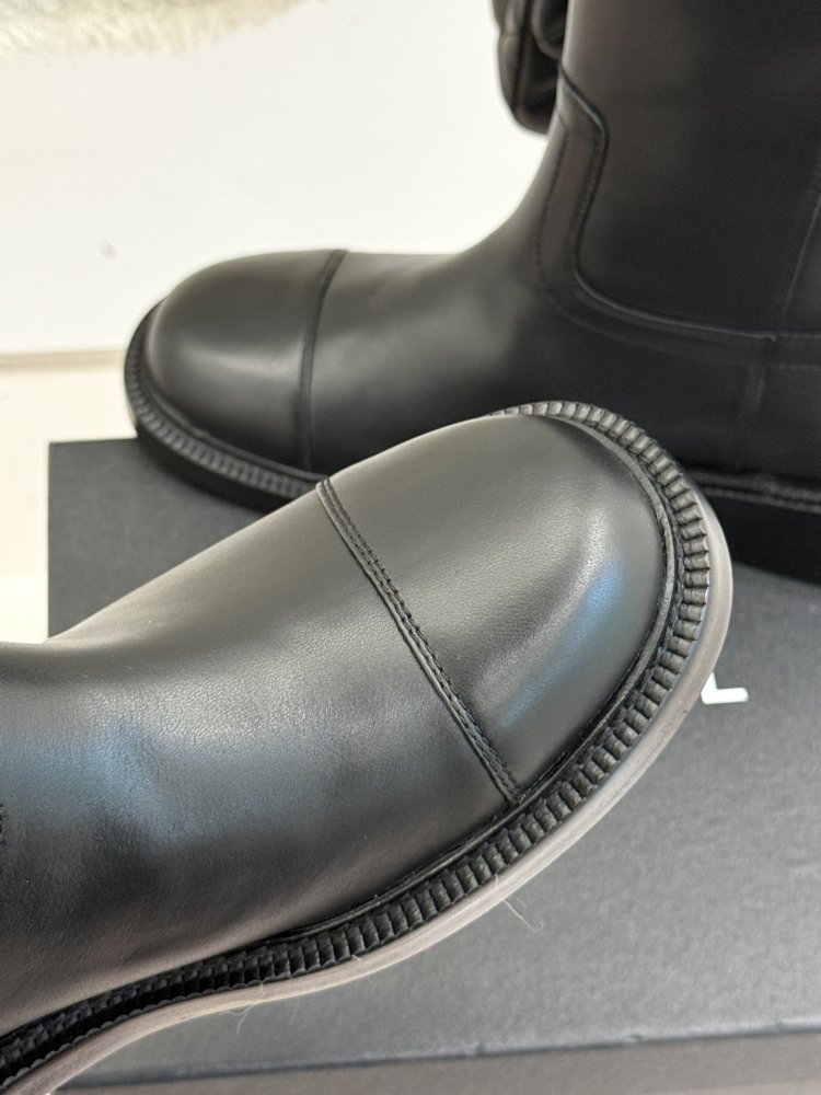 Ботинки женские фото 7