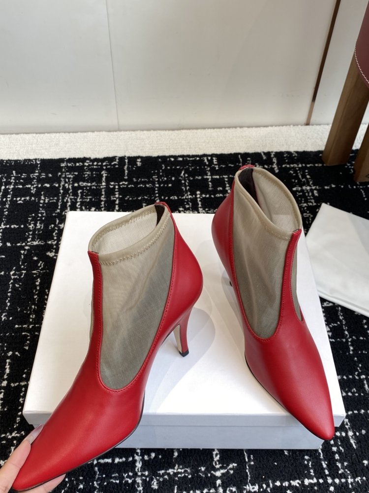 Ботинки женские фото 7