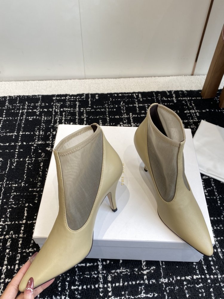 Ботинки женские фото 7