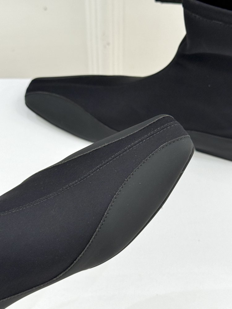 Ботинки женские фото 7