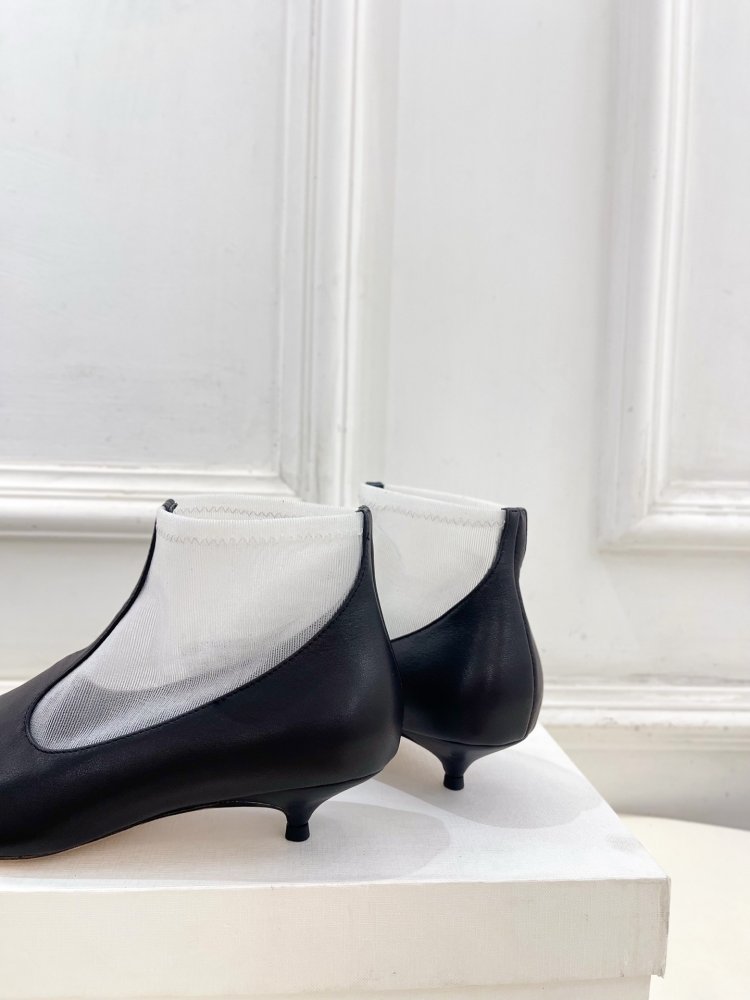 Boots women's фото 7