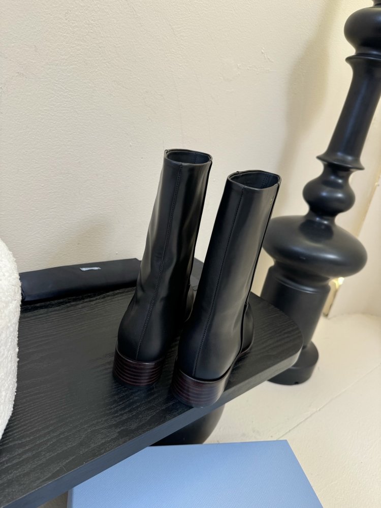 Boots women's фото 7