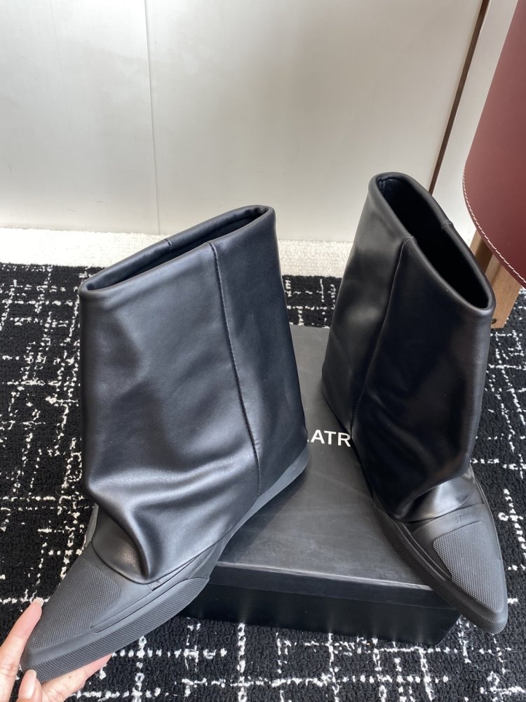 Ботинки женские фото 7