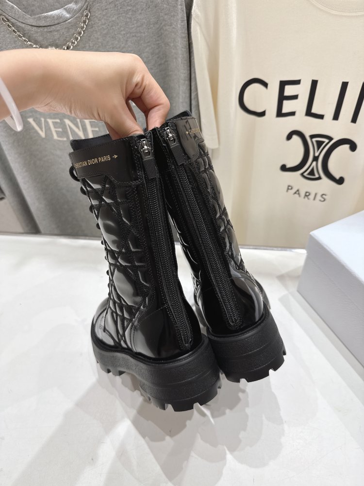 Ботинки женские фото 7