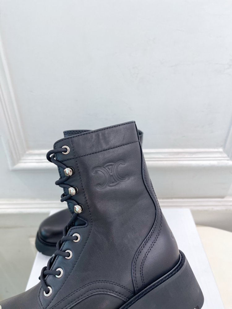 Ботинки женские фото 7