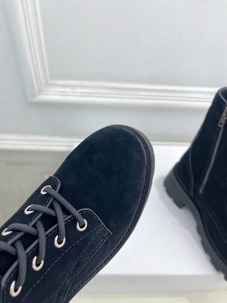 Ботинки женские фото 7