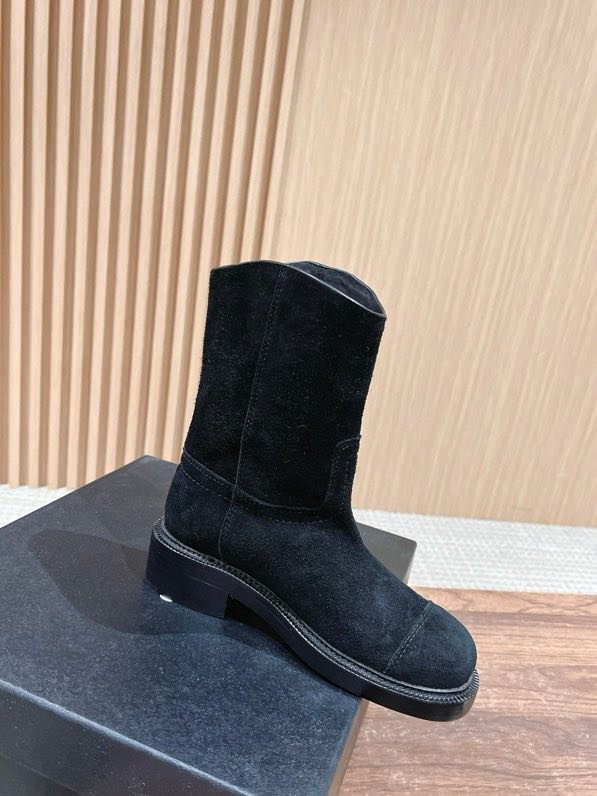 Ботинки женские фото 7
