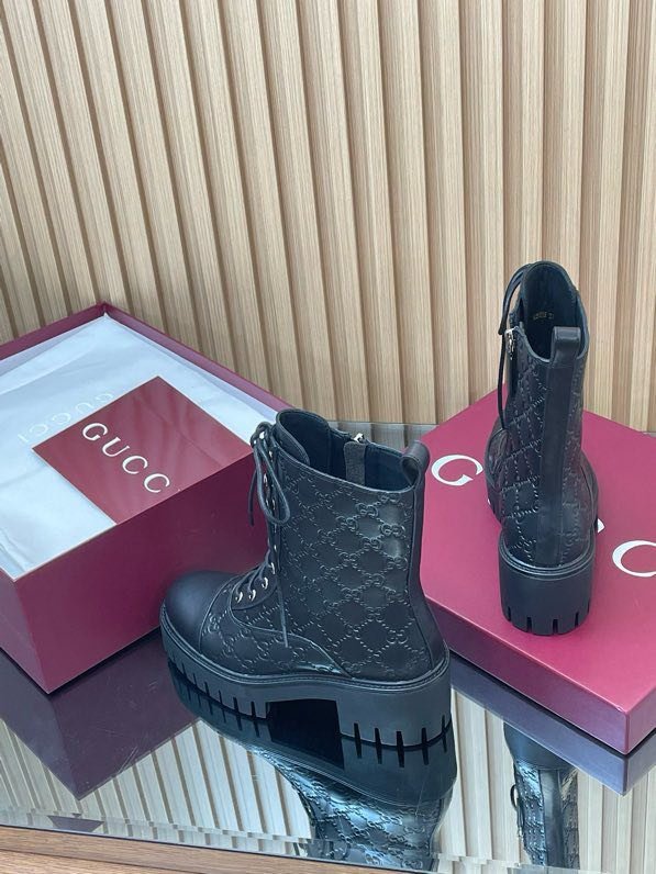 Ботинки женские фото 7