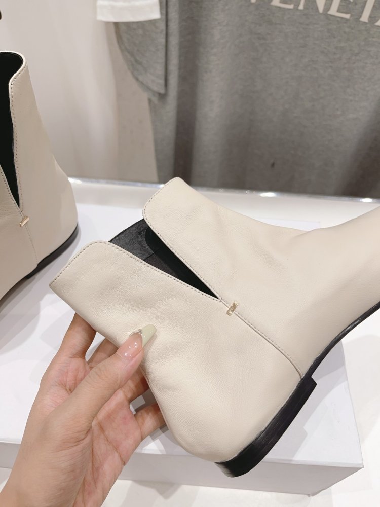 Ботинки женские фото 7