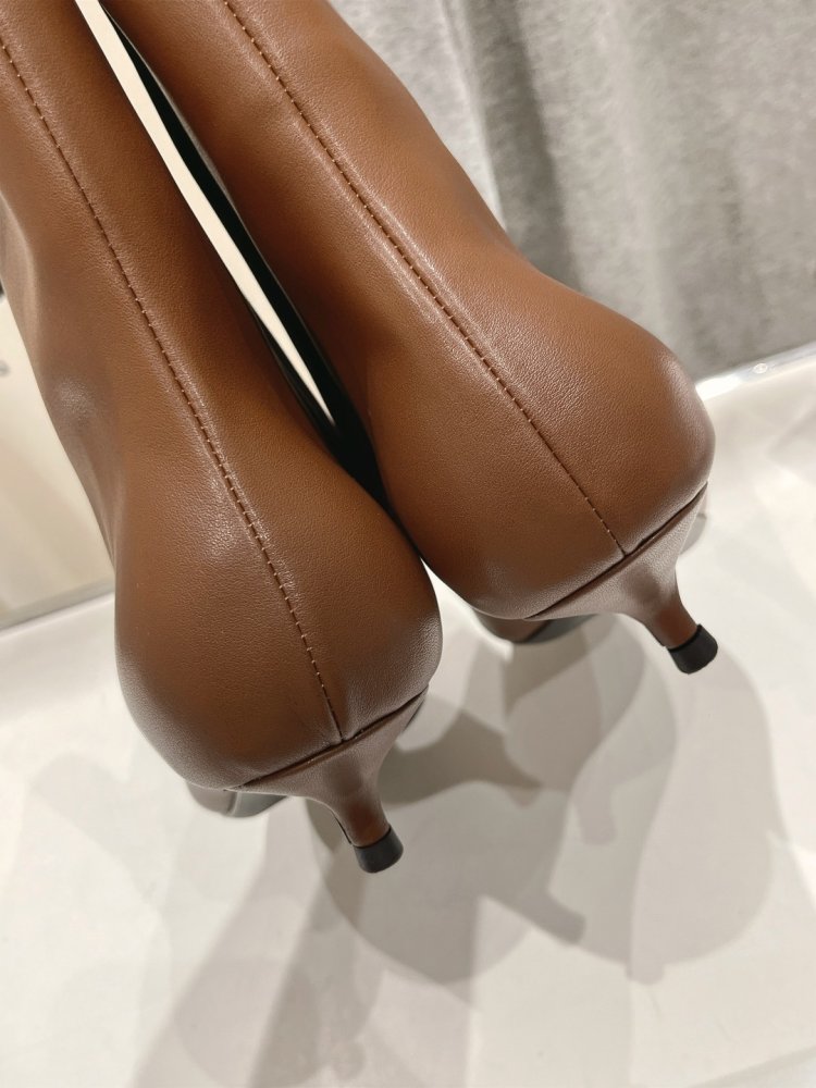 Ботинки женские фото 7