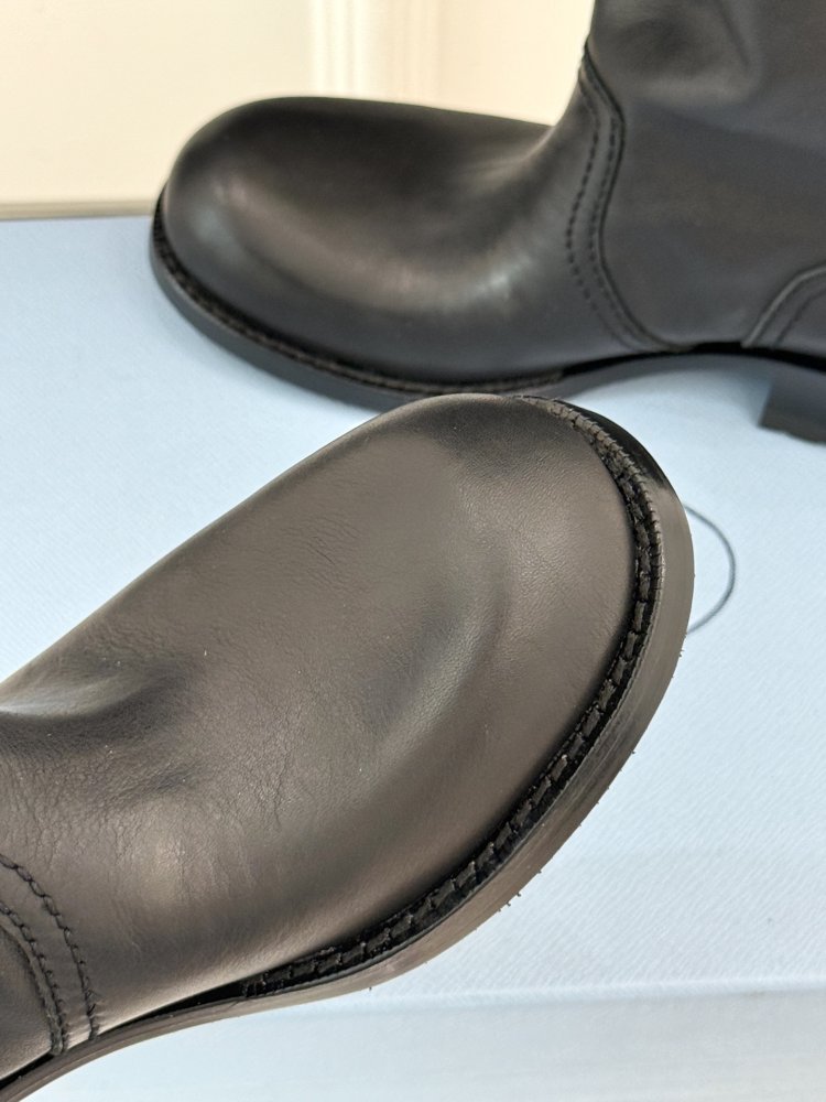 Ботинки женские фото 7