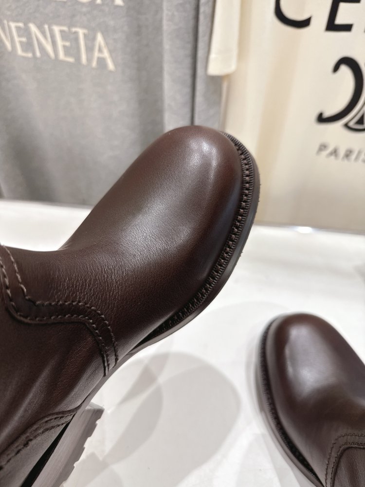 Ботинки женские фото 7