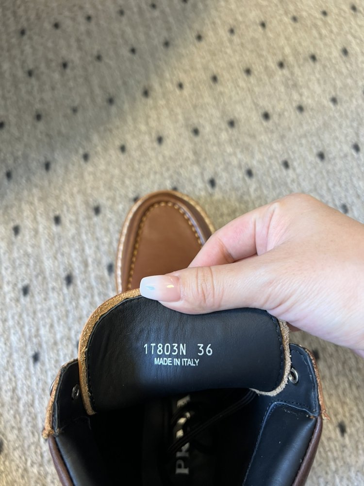 Ботинки женские фото 7