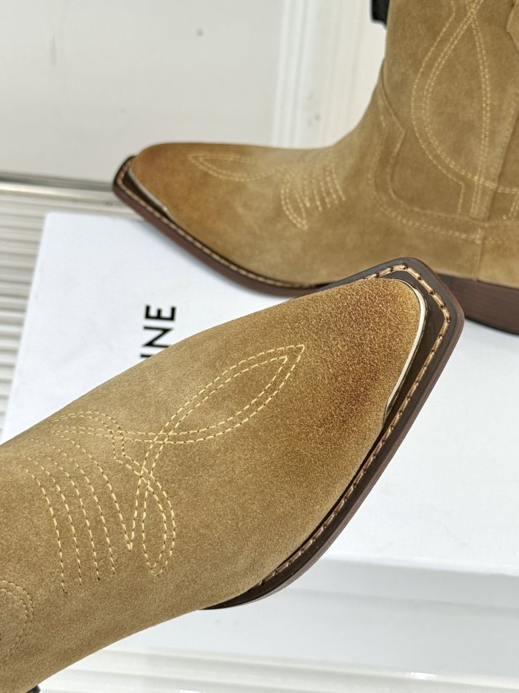 Boots women's фото 7