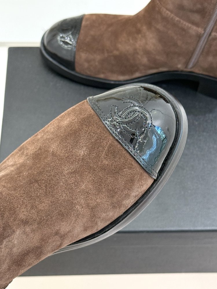 Ботинки женские фото 7