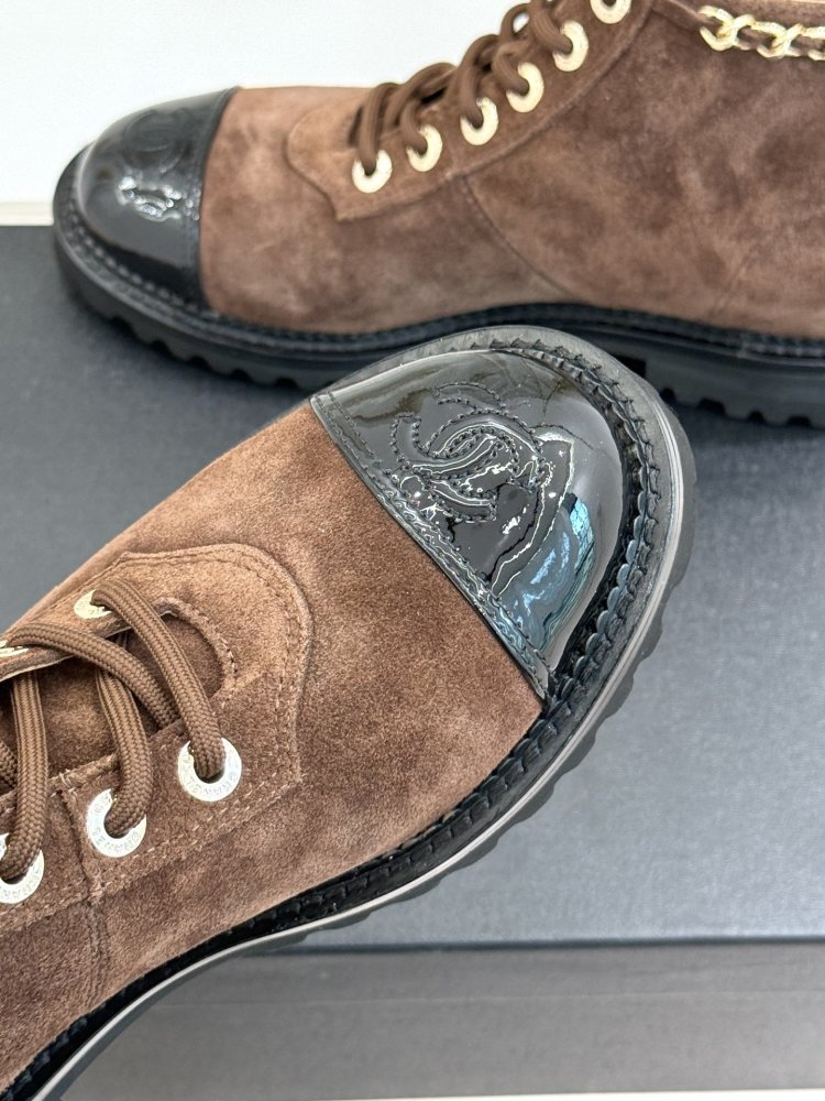 Ботинки женские фото 7