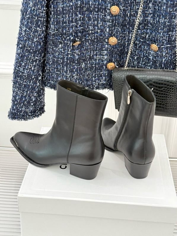 Boots women's фото 7