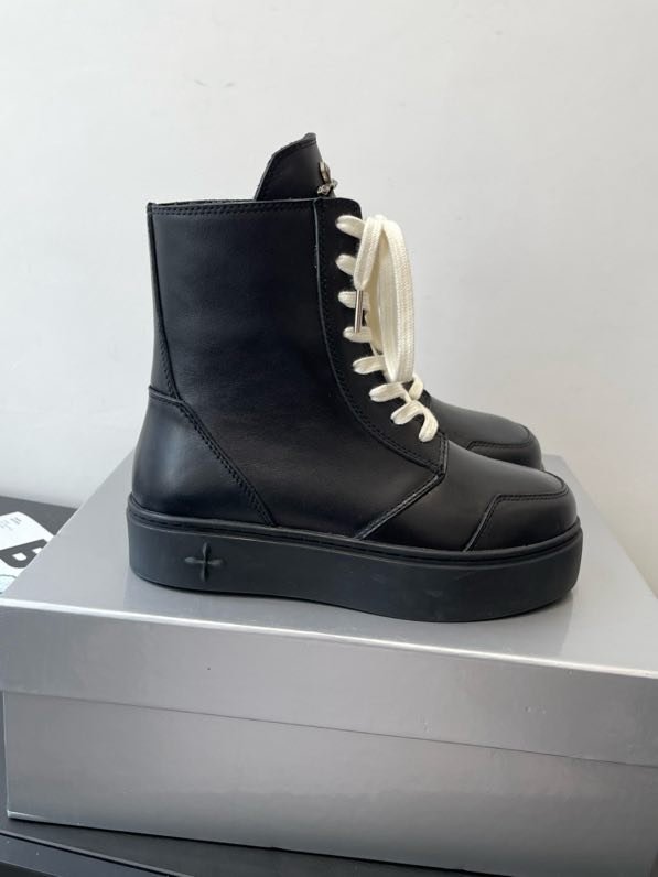 Ботинки женские фото 7