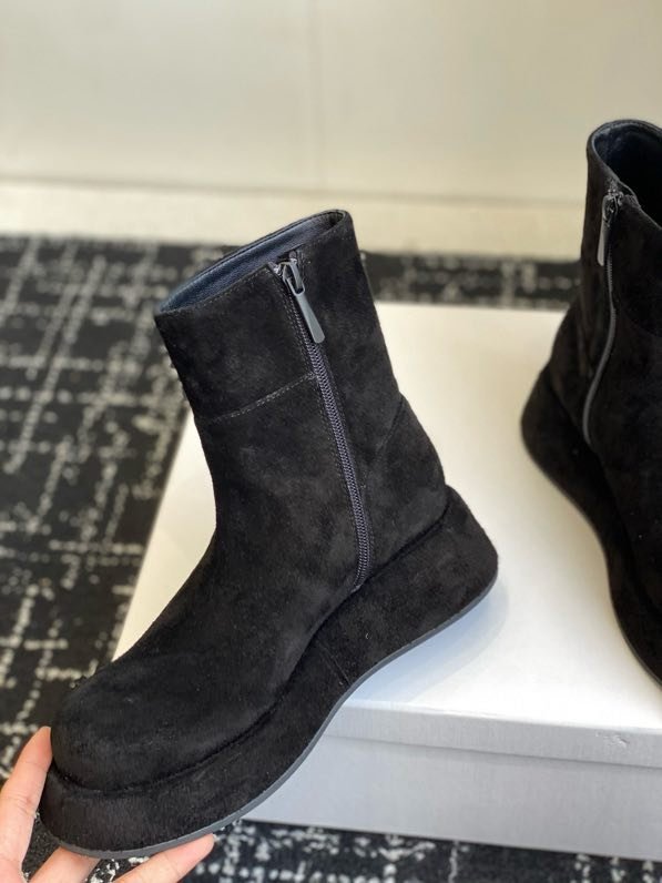 Boots women's фото 7