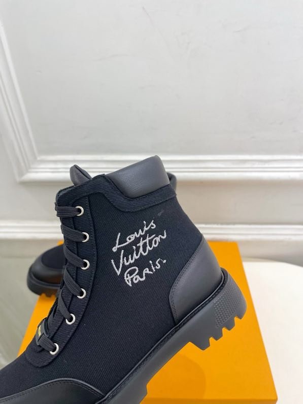 Boots women's фото 7