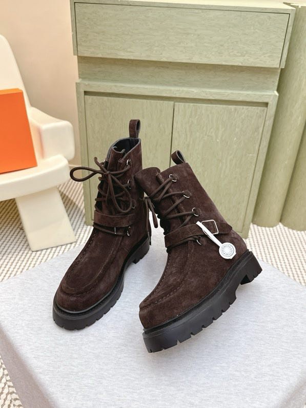 Ботинки женские фото 7