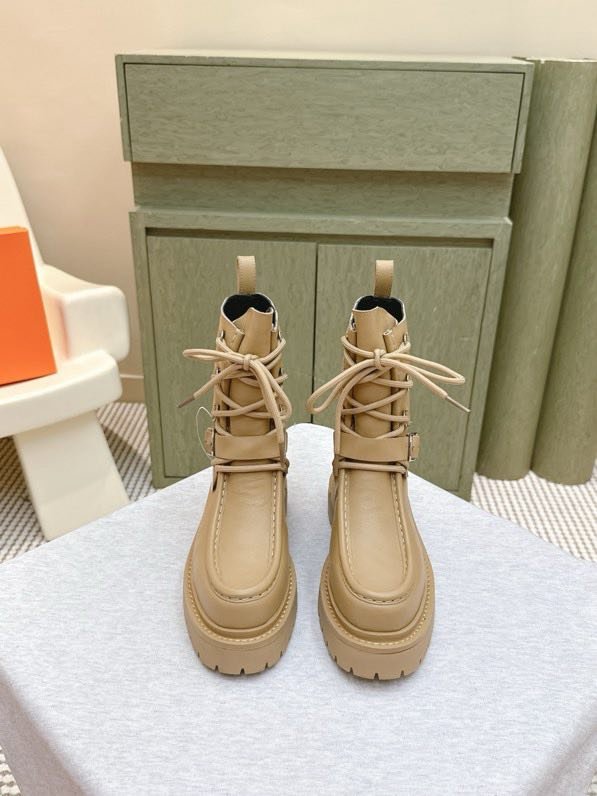 Ботинки женские фото 7