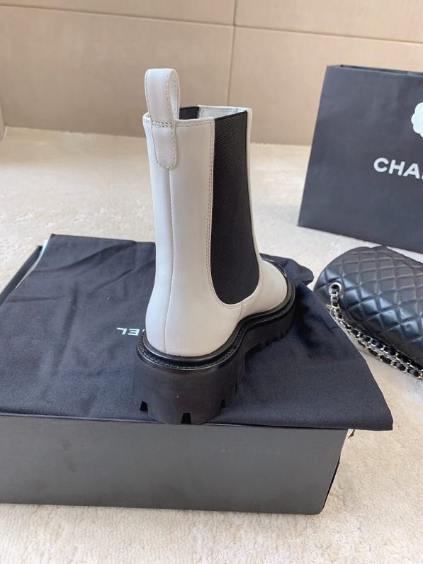 Ботинки женские фото 7