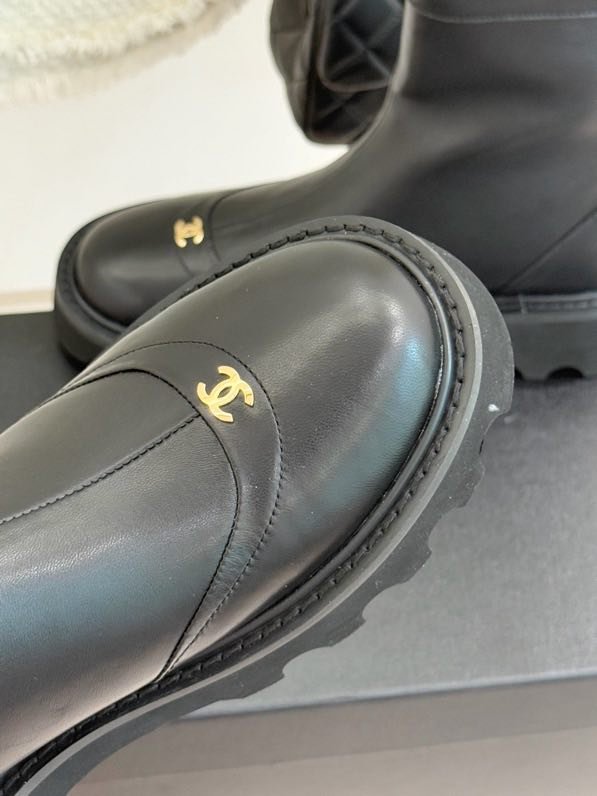 Ботинки женские фото 7