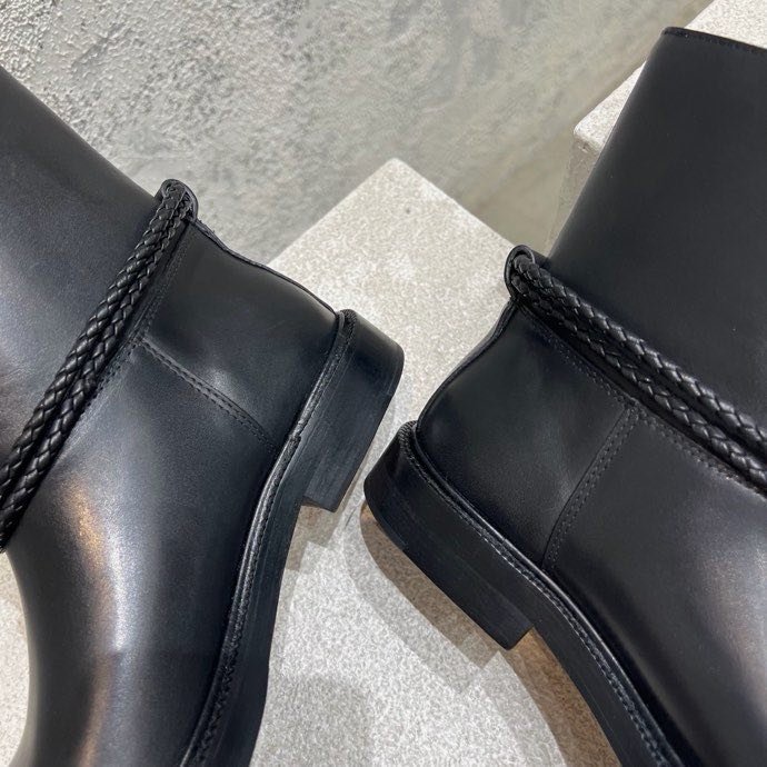 Ботинки женские фото 7