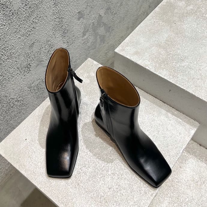 Ботинки женские фото 7