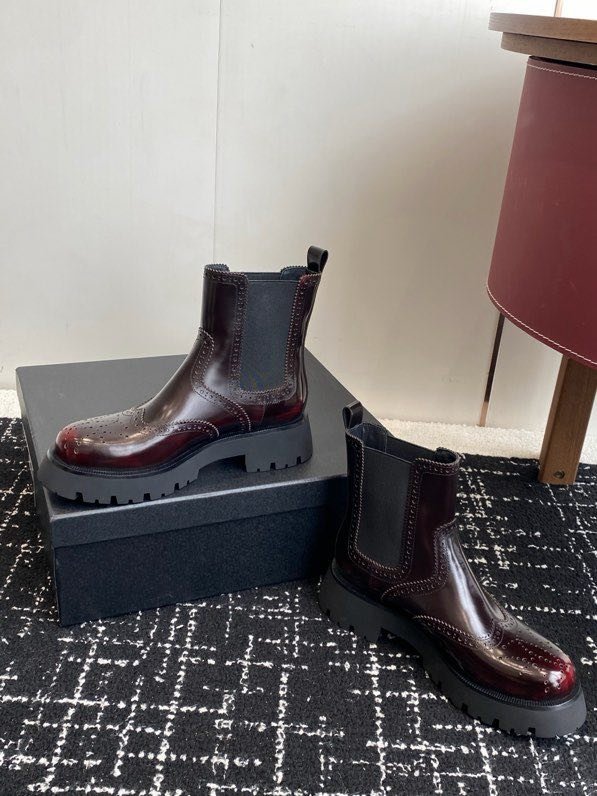 Ботинки женские фото 7