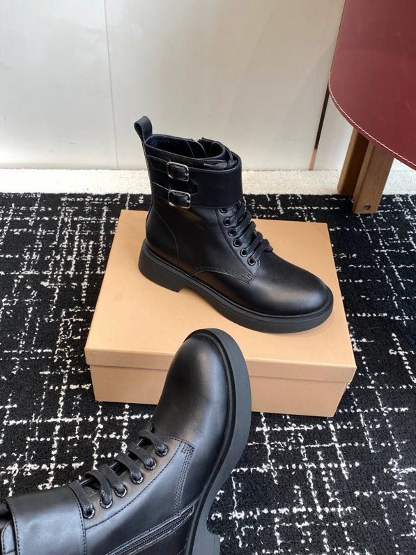 Ботинки женские фото 7