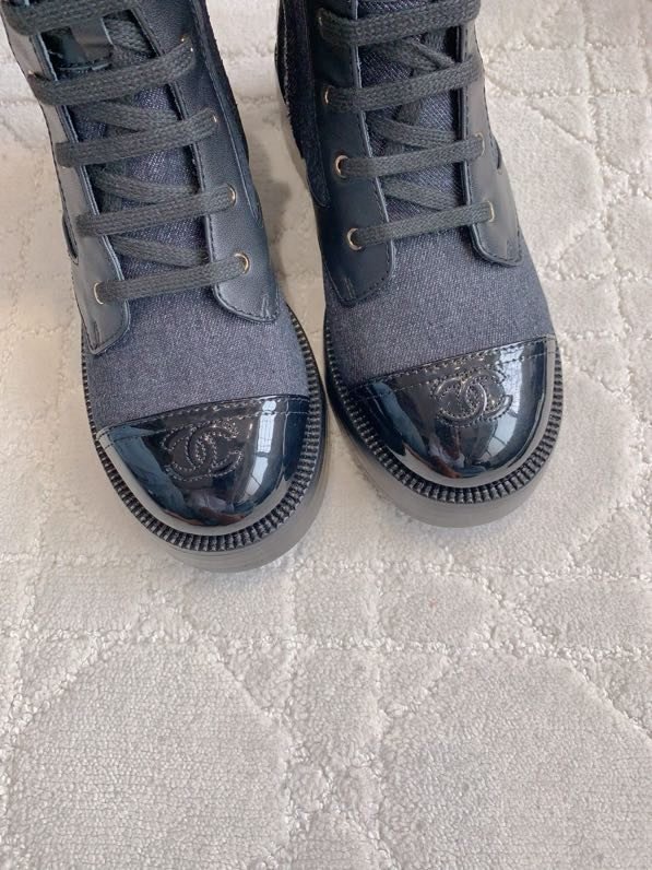 Ботинки женские фото 7