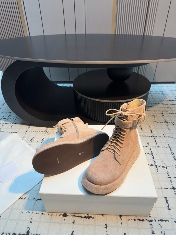 Boots women's фото 7