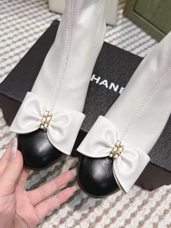 Ботинки женские фото 7